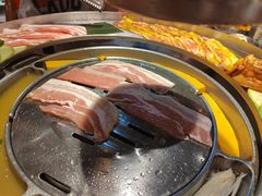 -哈哈碳都·牛肋条无限自助烤肉(台江万达店)
