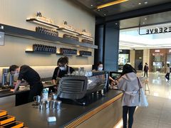 -星巴克臻选(上海合生汇1F店)