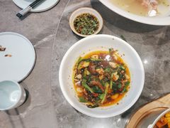 -有红鸡毛店·川菜(建设路店)