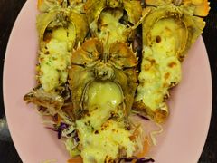 -J Daeng Seafood