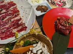 -山川小町·极番烧肉(新地假日广场店)