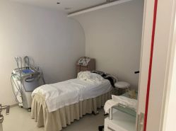-紫琪尔胸部养护中心