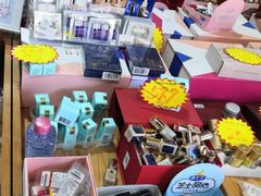 -三小优购进口商品折扣仓(城阳总店)
