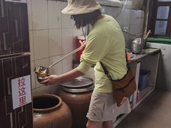 -正宗杨记普洱酸醋米线(总店)