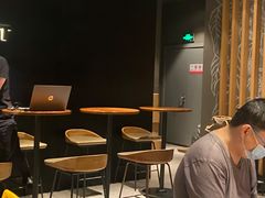 大堂-星巴克(深圳布吉万象汇4F店)