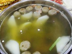 -闽粤一牛潮汕牛肉火锅