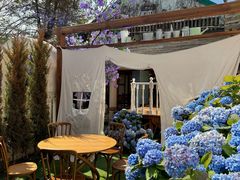 -Lamant Manor已闻花名关於蓝