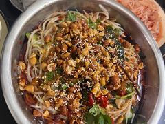 -周良天山牛杂城(天山路总店)