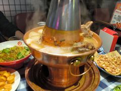 -雪熊铜炉牛骨·烧烤酒馆(开发区店)