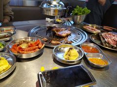 -哈哈碳都·牛肋条无限自助烤肉(台江万达店)