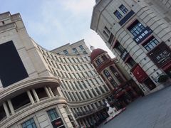 -鲁邦国际风情街(麦世达韩国精品百货店)