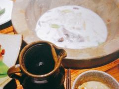 -滇香肴·云南菜蒸汽石锅鱼(云南北路店)