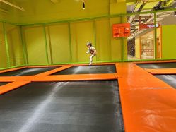 -宝燕乐园(闵行旗舰店)