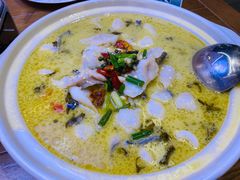 特色酸菜黑鱼份-小菜园新徽菜(芜湖奥特莱斯店)