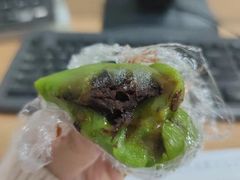 豆沙青团-许阿姨糕团店(南京总店)