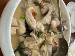 -湖南人家湘菜馆(镇江路店)