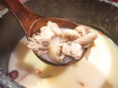 墨脱石锅鸡-敏珠拉姆藏餐·南京厨房(富春江东街店)