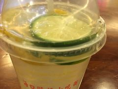 -海口骑楼小吃街