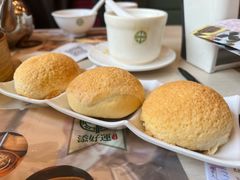 酥皮焗叉烧包-添好运点心专门店(深水埗店)