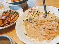 -关东小磨东北菜(上海长风大悦城店)