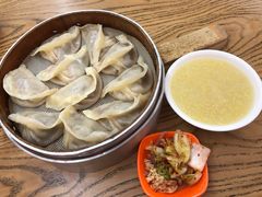 -金城包子牛肉灌汤包(台东四路店)