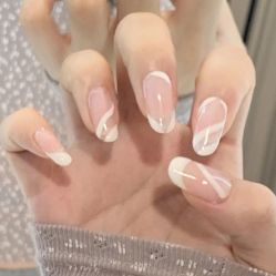 -悦指间美甲美睫