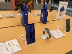 -华为授权体验店(中山公园来福士)