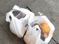 -鲜丰水果(杭州庆春银泰店)
