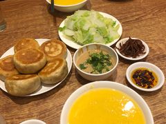 -清真吴记门钉肉饼·喜多利