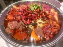 -金鱼盆32年水煮鱼·18秒辣椒炒肉(京西大悦城店)