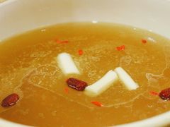 -东巴谷野生菌火锅餐厅