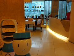 -新镇江酒家(南京西路店)