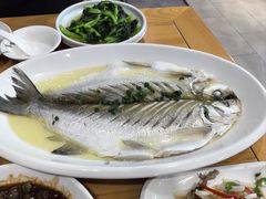 -品鲜村农家菜·阳澄湖大闸蟹(总店)