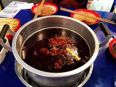 -马路边边麻辣烫联盟路店