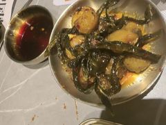-草家酱蟹炭火烤肉店(珲春南路一店)