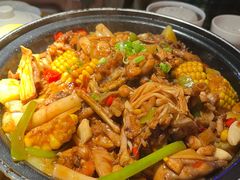 -多嘴超级肉蟹煲(吉林财富购物广场店)