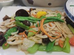 -绿雅居原生态农庄(小涌店)