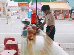 -螺满地螺丝粉