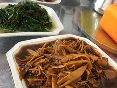 -山里人家土菜馆(茅山店)