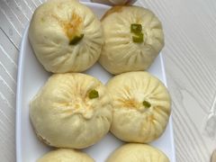 -李与白包子铺(桐梓林店)