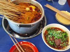 -马路边边麻辣烫联盟路店