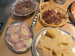 -洱火云南酸菜牛肉火锅(石景山当代商城店)