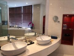 -东怡大酒店(上海科技馆店)