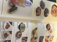 -包整·丝娃娃(一览甲秀楼风景店)