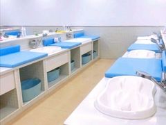 -蓝旗亲子游泳(范湖万达广场店)