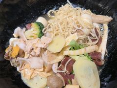 -万记麻辣烫国展总店