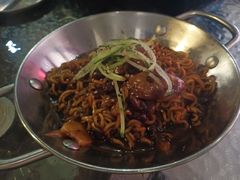 炸酱拉面-富乐满韩国正宗炸鸡韩国料理(虹泉路店)