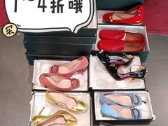 -Gucci(首创奥特莱斯店)