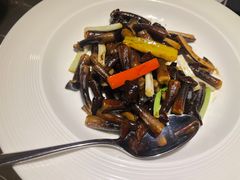 -海派悦庭·海胆烧麦·新融合菜(凯德广场店)