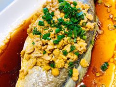 秘制豆酱蒸黄鱼-功夫汤粤港餐厅(锦业路店)